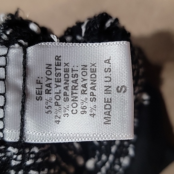 MOD Lusive Size S Black & White Cardigan Sweater with Pockets, Gently Used Cond. - Picture 12 of 12